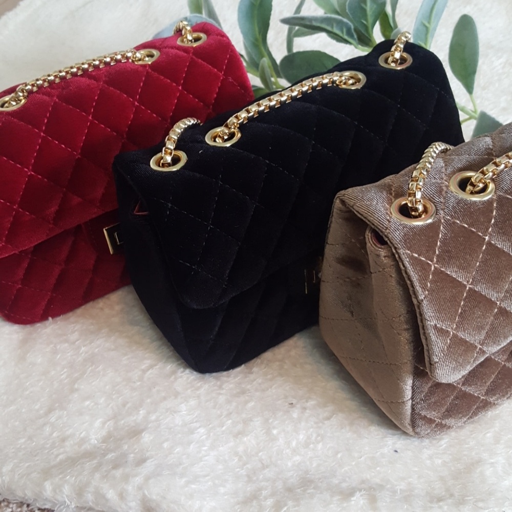 Lola Quilted Velvet mini crossbody - Picture 2 of 7